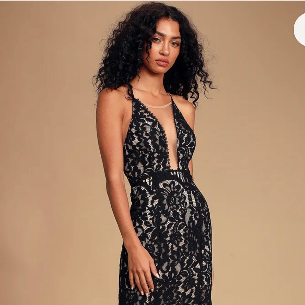 Black and Nude Lace Mermaid Maxi Dress